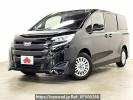 Toyota Noah DBA-ZRR80G