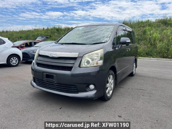 Used 2007 AT toyota noah ZRR70W Image[2]