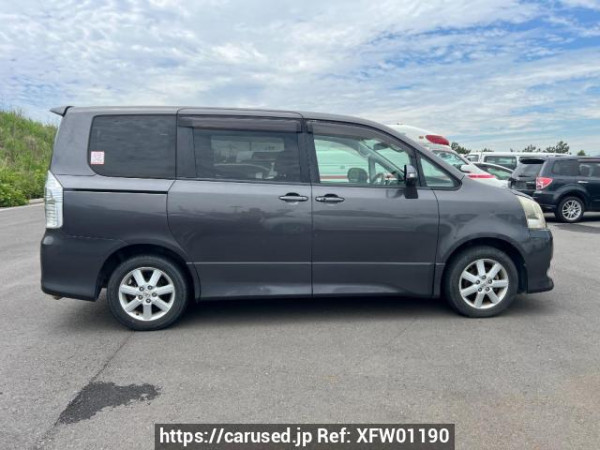 Used 2007 AT toyota noah ZRR70W Image[7]