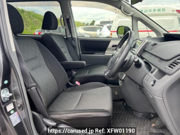 Used 2007 AT toyota noah ZRR70W Image[12]