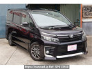 Toyota Voxy ZRR80W