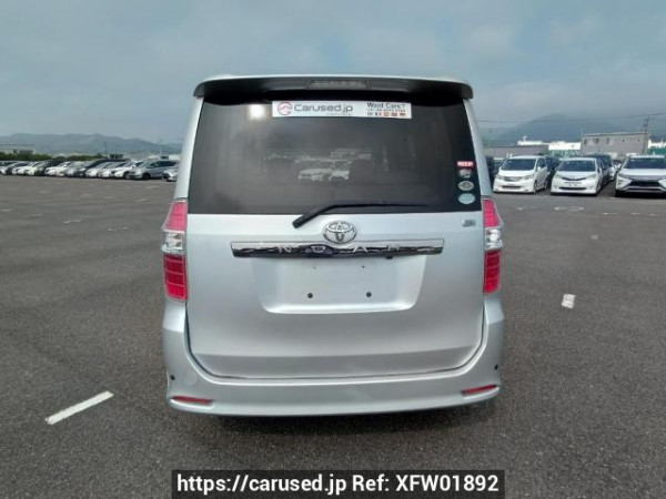 Used 2009 AT toyota noah ZRR70W Image[5]