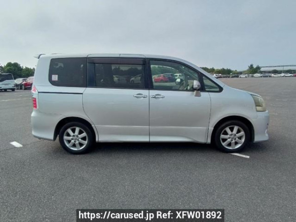 Used 2009 AT toyota noah ZRR70W Image[7]