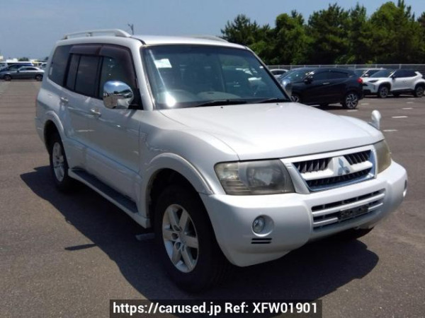 Used 2005 AT mitsubishi pajero V73W Image[0]