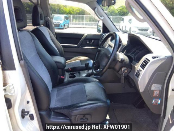 Used 2005 AT mitsubishi pajero V73W Image[12]