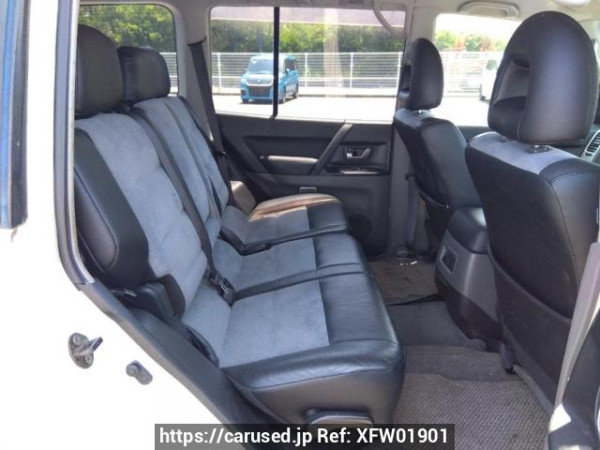 Used 2005 AT mitsubishi pajero V73W Image[14]