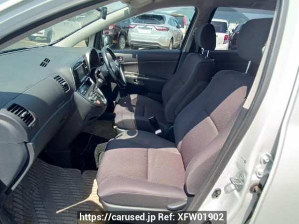 Used 2005 AT toyota wish ZNE10G Image[13]
