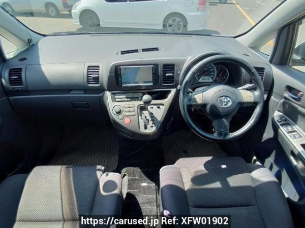 Used 2005 AT toyota wish ZNE10G Image[17]