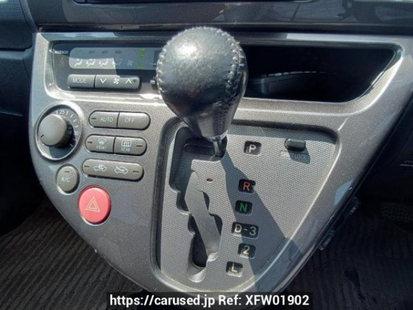 Used 2005 AT toyota wish ZNE10G Image[25]