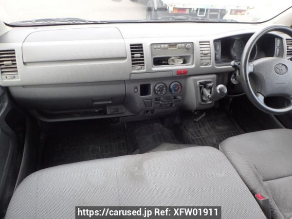 Used 2005 MT toyota regiusace-van KDH205V Image[15]