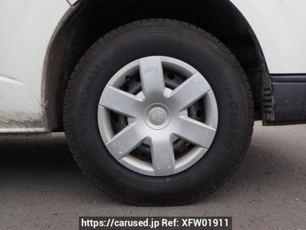 Used 2005 MT toyota regiusace-van KDH205V Image[25]