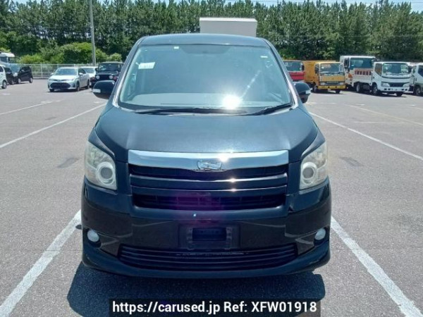 Used 2007 AT toyota noah ZRR70W Image[1]
