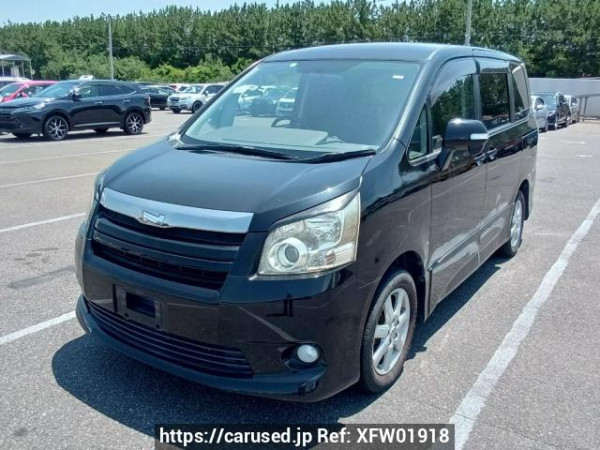 Used 2007 AT toyota noah ZRR70W Image[2]
