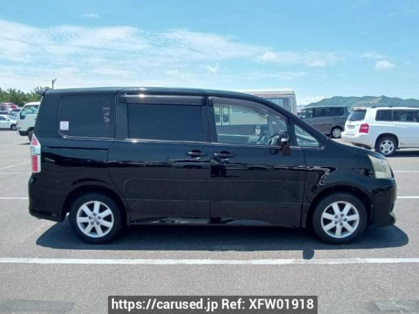 Used 2007 AT toyota noah ZRR70W Image[7]