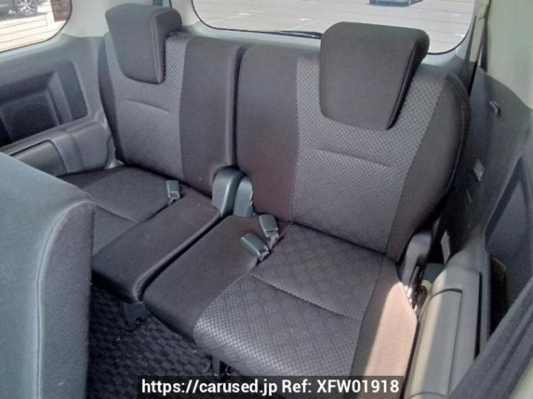 Used 2007 AT toyota noah ZRR70W Image[16]