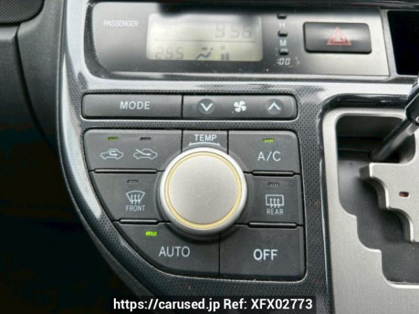 Used 2007 AT toyota wish ZNE10G Image[25]