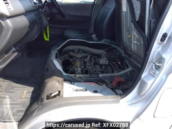 Used 2005 AT toyota hiace-van TRH200V Image[9]