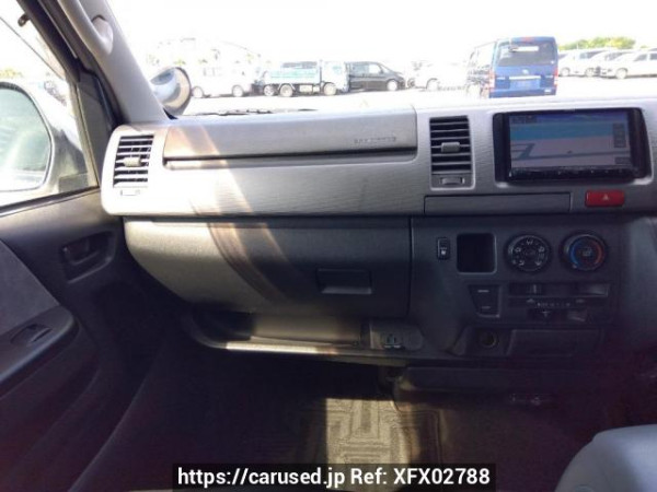 Used 2005 AT toyota hiace-van TRH200V Image[18]