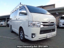 Toyota Regiusace Van KDH206V