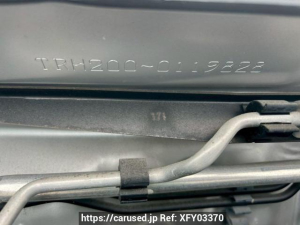 Used 2010 AT toyota regiusace-van TRH200K Image[11]