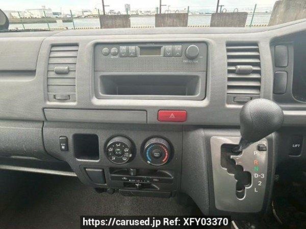 Used 2010 AT toyota regiusace-van TRH200K Image[24]