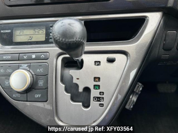 Used 2008 AT toyota wish ZNE10G Image[26]