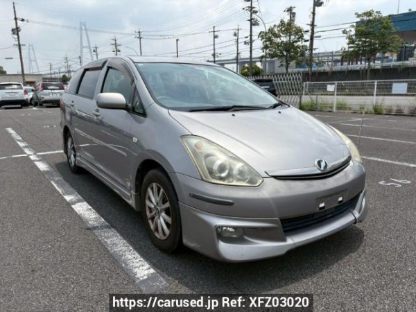 Used 2006 AT toyota wish ZNE10G Image[0]