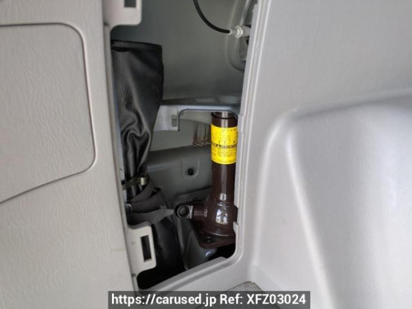 Used 2003 AT toyota hilux-surf RZN215W Image[40]