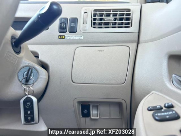 Used 2006 AT toyota raum NCZ20 Image[27]