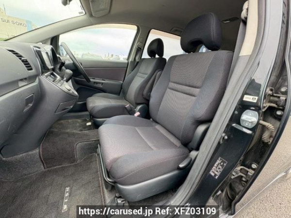 Used 2006 AT toyota wish ZNE10G Image[14]