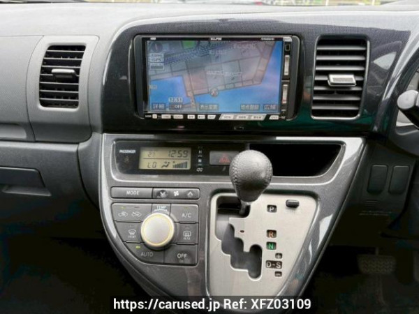 Used 2006 AT toyota wish ZNE10G Image[24]