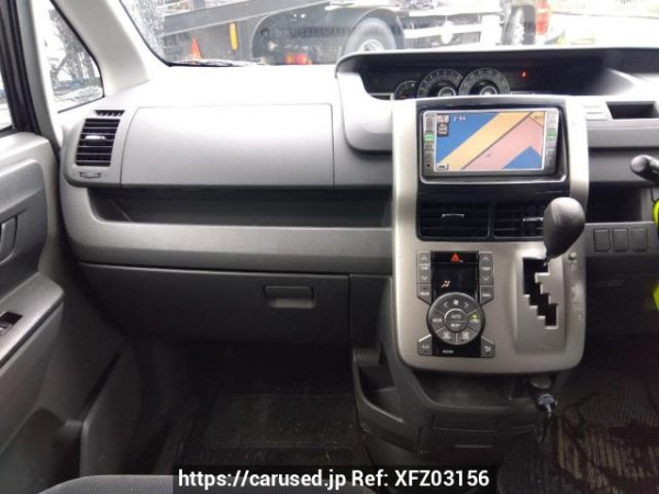 Used 2009 AT toyota noah ZRR70G Image[18]