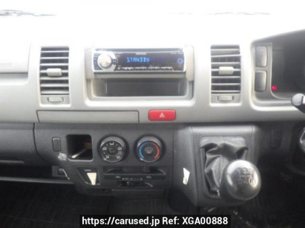 Used 2006 MT toyota hiace-van KDH205V Image[19]