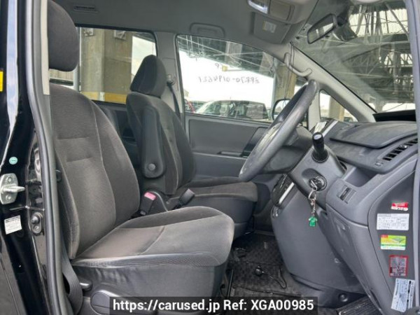 Used 2009 AT toyota noah ZRR70G Image[13]