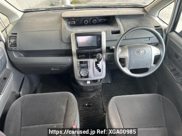Used 2009 AT toyota noah ZRR70G Image[19]