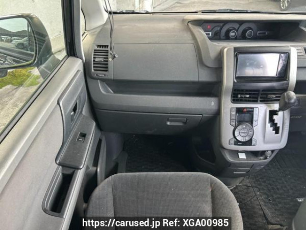 Used 2009 AT toyota noah ZRR70G Image[20]