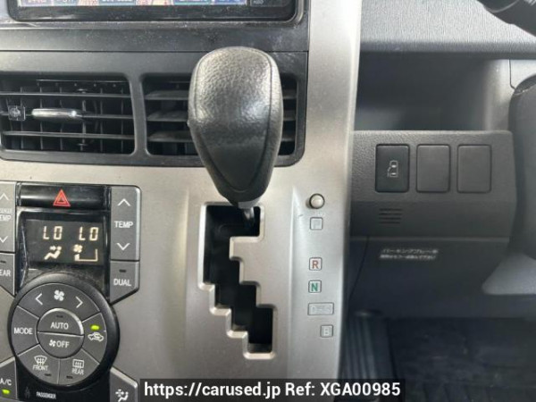 Used 2009 AT toyota noah ZRR70G Image[26]