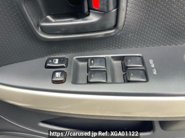 Used 2003 AT toyota ist NCP60 Image[17]
