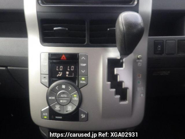 Used 2009 AT toyota noah ZRR70G Image[23]