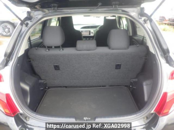 Used 2014 AT toyota vitz KSP130 Image[8]