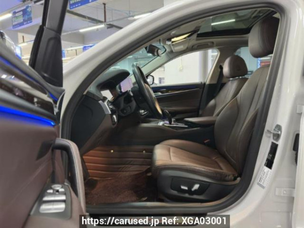 Used 2019 AT bmw 5-series 525Li Image[14]