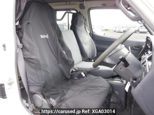 Used 2001 AT toyota hiace-van RZH102V Image[11]