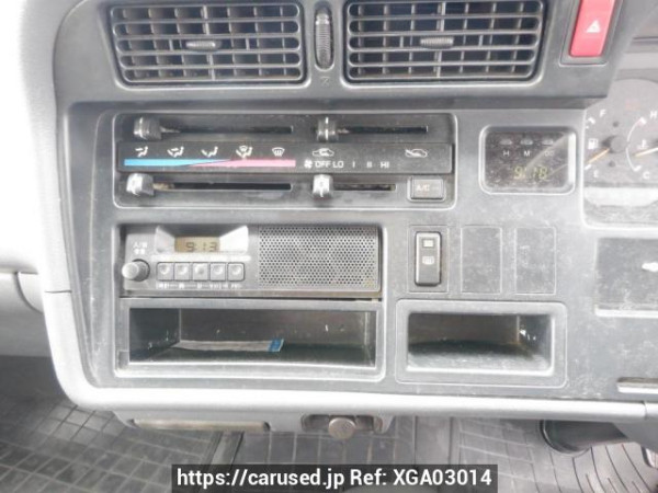 Used 2001 AT toyota hiace-van RZH102V Image[18]