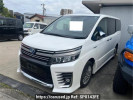 Toyota Voxy ZWR80W