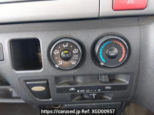 Used 2006 AT toyota hiace-van KDH200V Image[22]