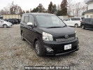 Toyota Voxy ZRR75W