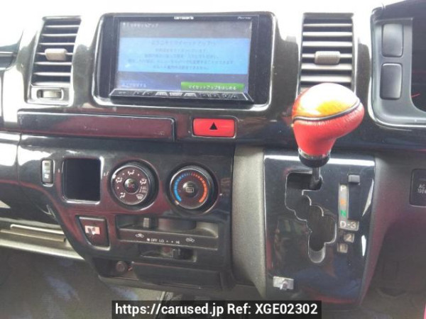 Used 2004 AT toyota hiace-van KDH200V Image[22]