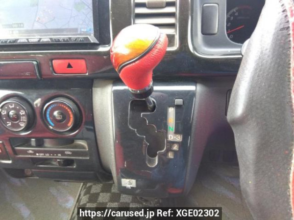 Used 2004 AT toyota hiace-van KDH200V Image[25]