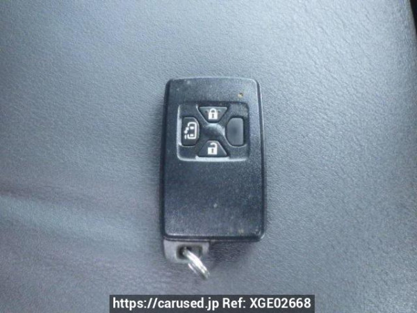 Used 2007 AT toyota voxy ZRR70W Image[38]