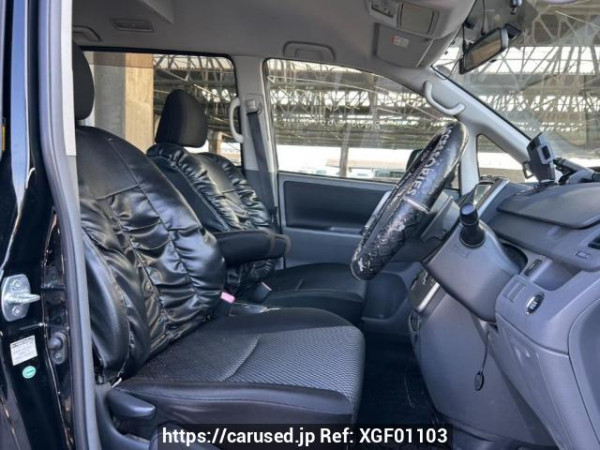 Used 2008 AT toyota noah ZRR70W Image[12]